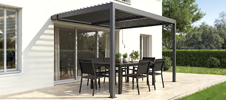 Aangebouwde bioklimatische pergola